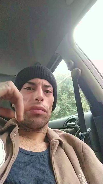 69Ruben97 live from Italy