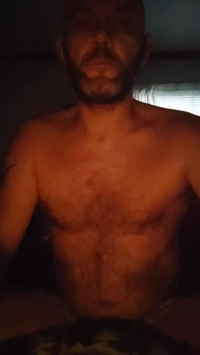 AlexFox69 live from United States