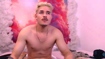 AlexPierss live from Colombia