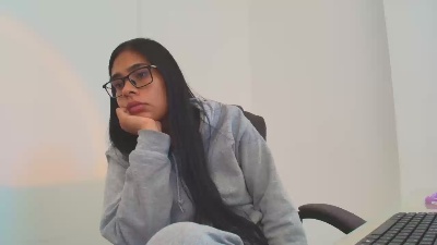 AntonellaScott live from United States