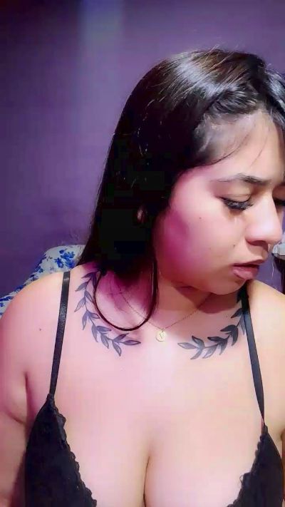Bebijuu23 live from Argentina