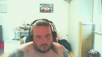 BenutzeMich666 live from Germany
