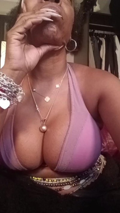 BustyBlakBabe live from United States