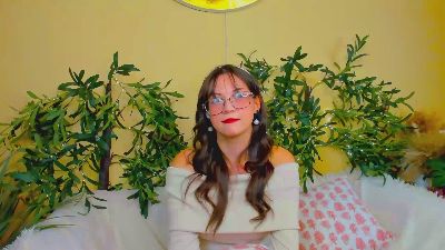 CharleenCalder live from United States