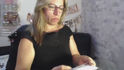 Chayla_Ruiz live from Colombia