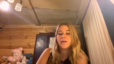 DeneenDargie live from Czechia