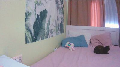 DollyHailey live from France