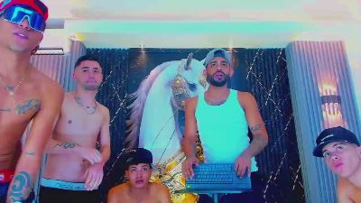 Dominic_Max live from Colombia