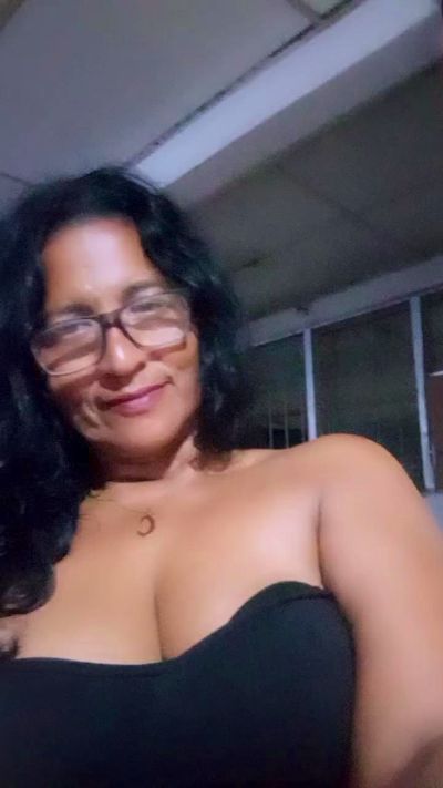 Dulcemargarita live from Venezuela
