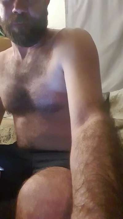 Edajnayr live from United Kingdom