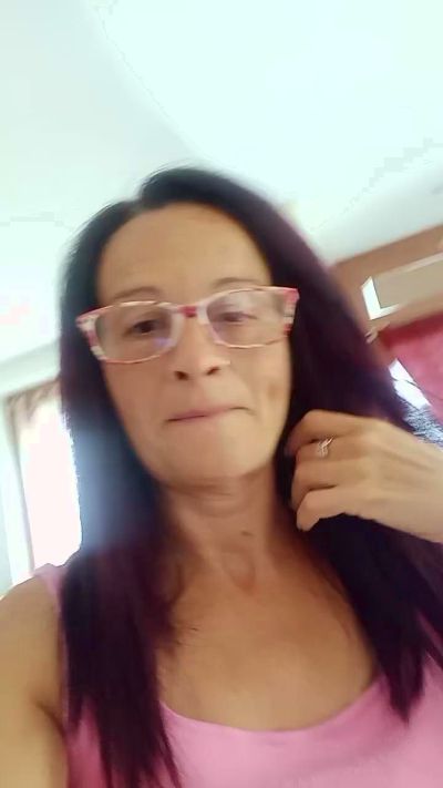 Elena9077 live from Italy