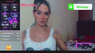 Emma_Queen live from Colombia