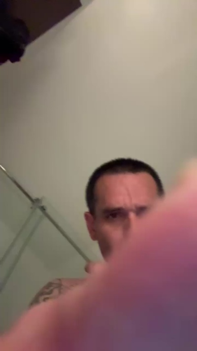 Freshout7474747 live from United States