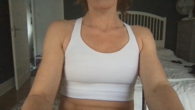 GingerGymBunny live from United Kingdom