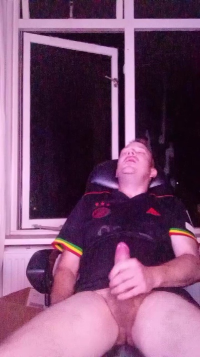 Hotjef20 live from Netherlands