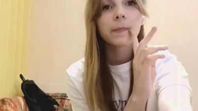 IsauraStrizich live from France