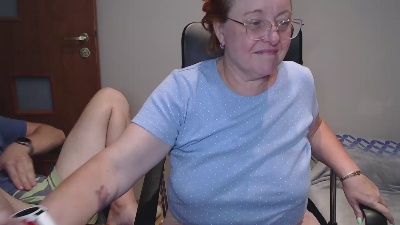 JoAndNeighbour live from Latvia