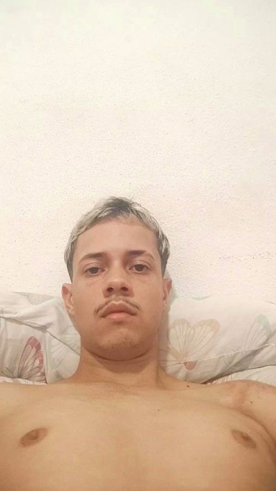 Joaoabcd27 live from Brazil
