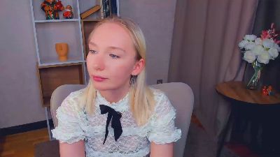 JosphineSahu live from Serbia