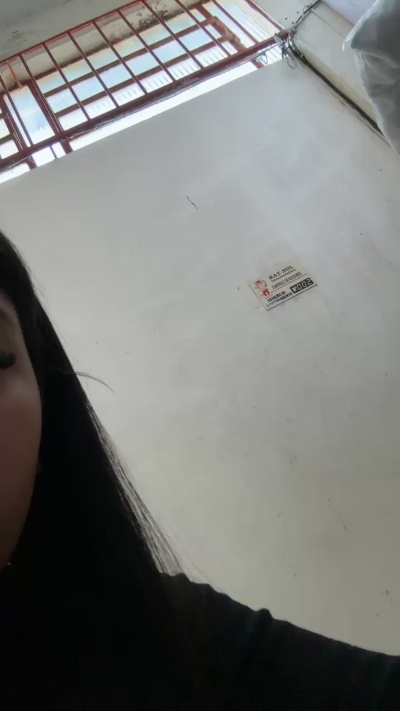 Juliagosto live from Brazil