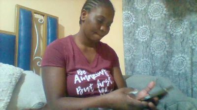 Kinkydiva1 live from Kenya