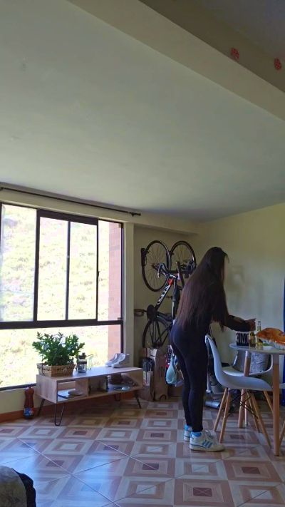Kitty_goddess live from United Kingdom