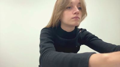 LaurynOrsak live from United States