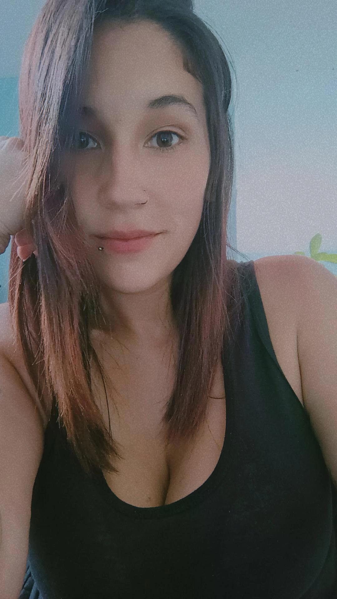 LavaGirl9232 live from Colombia