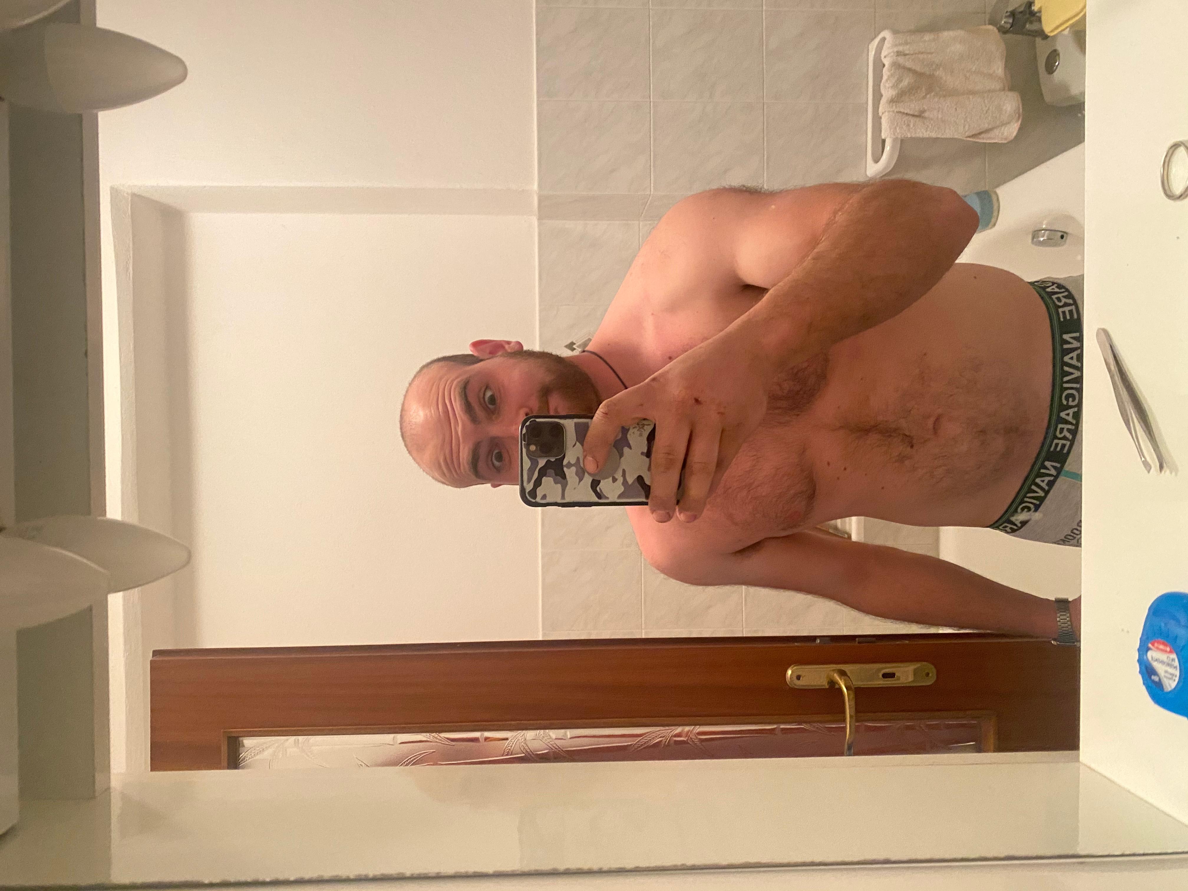 Libanese98 live from Italy