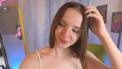 Lisa_Ellis live from Latvia