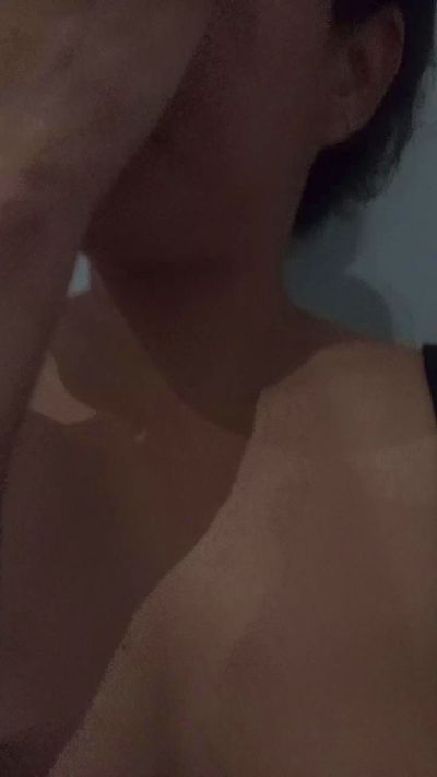Lisbethnovata live from Spain