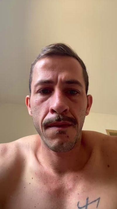 Lucasjandre live from Brazil