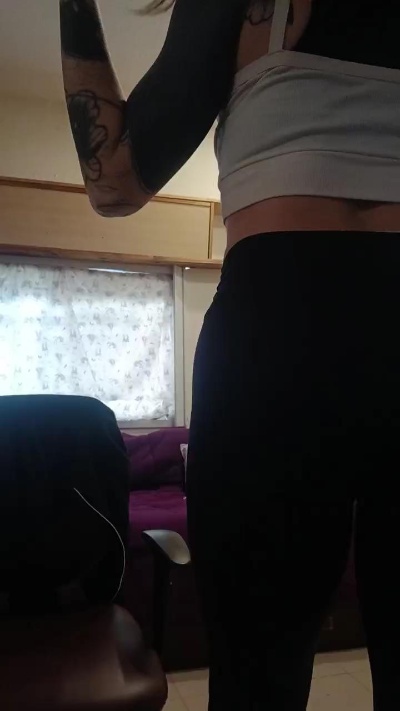 Lunasweetcandy live from Argentina