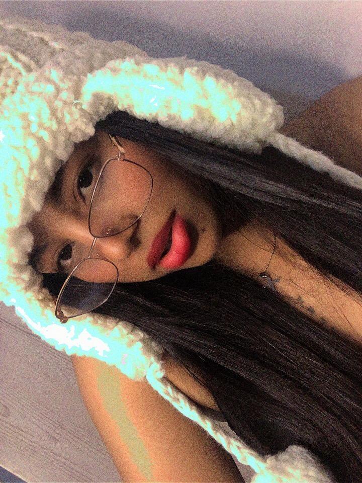 LyDer88 live from Colombia