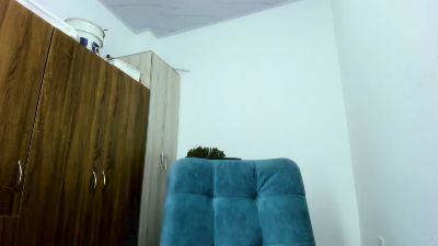Marianaobregon live from Colombia