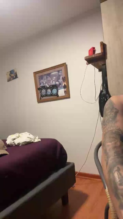 Mikapone live from United States