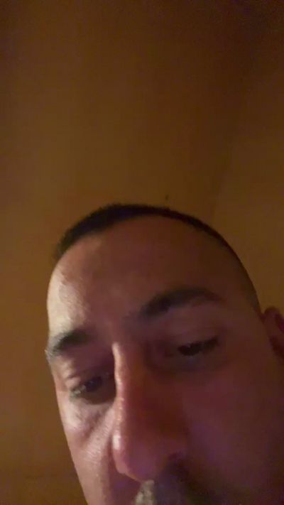 Mipiacelafiga93 live from Italy