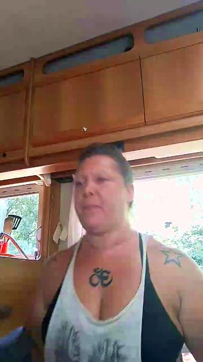 MissKemikal live from Italy