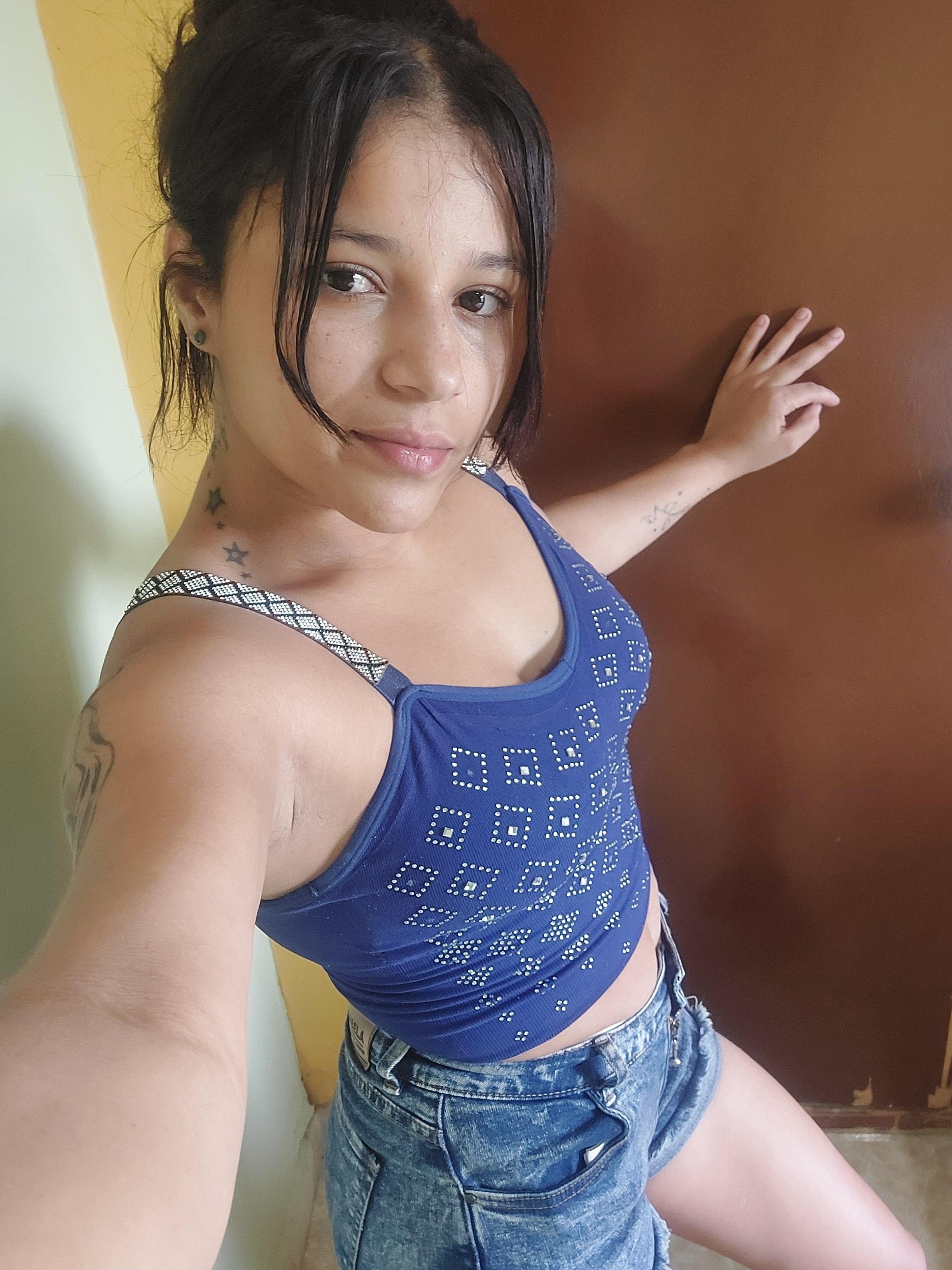 Miss_Lorena live from United States