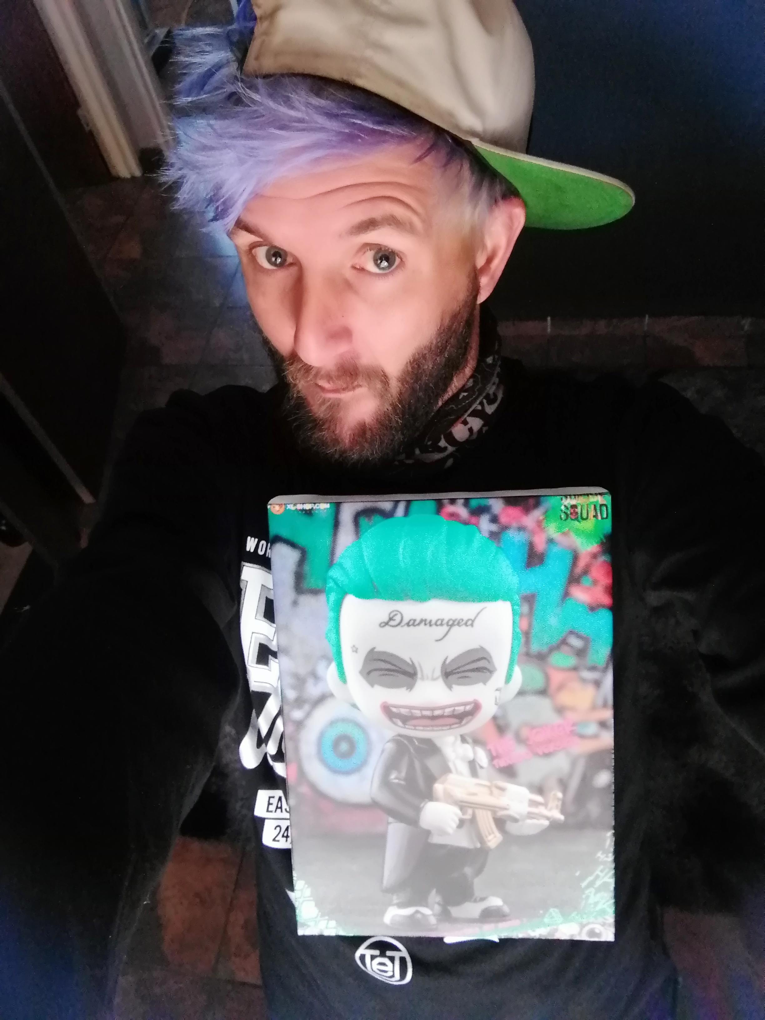 Nawtyteenslave live from South Africa