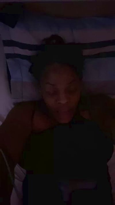 Peanutbutter80 live from United States