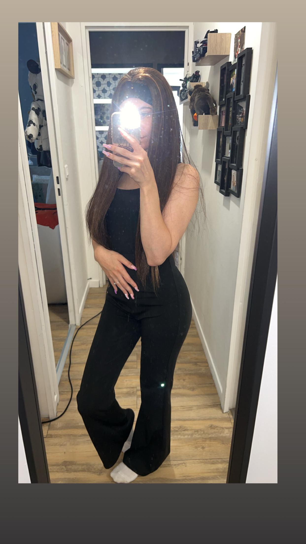 Petite_moi live from France