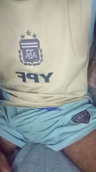 Puto_argentino live from Argentina