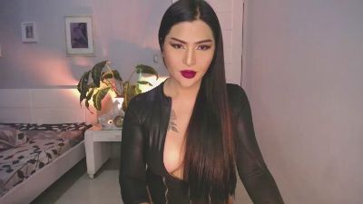 Queen_NikkitaX live from Philippines