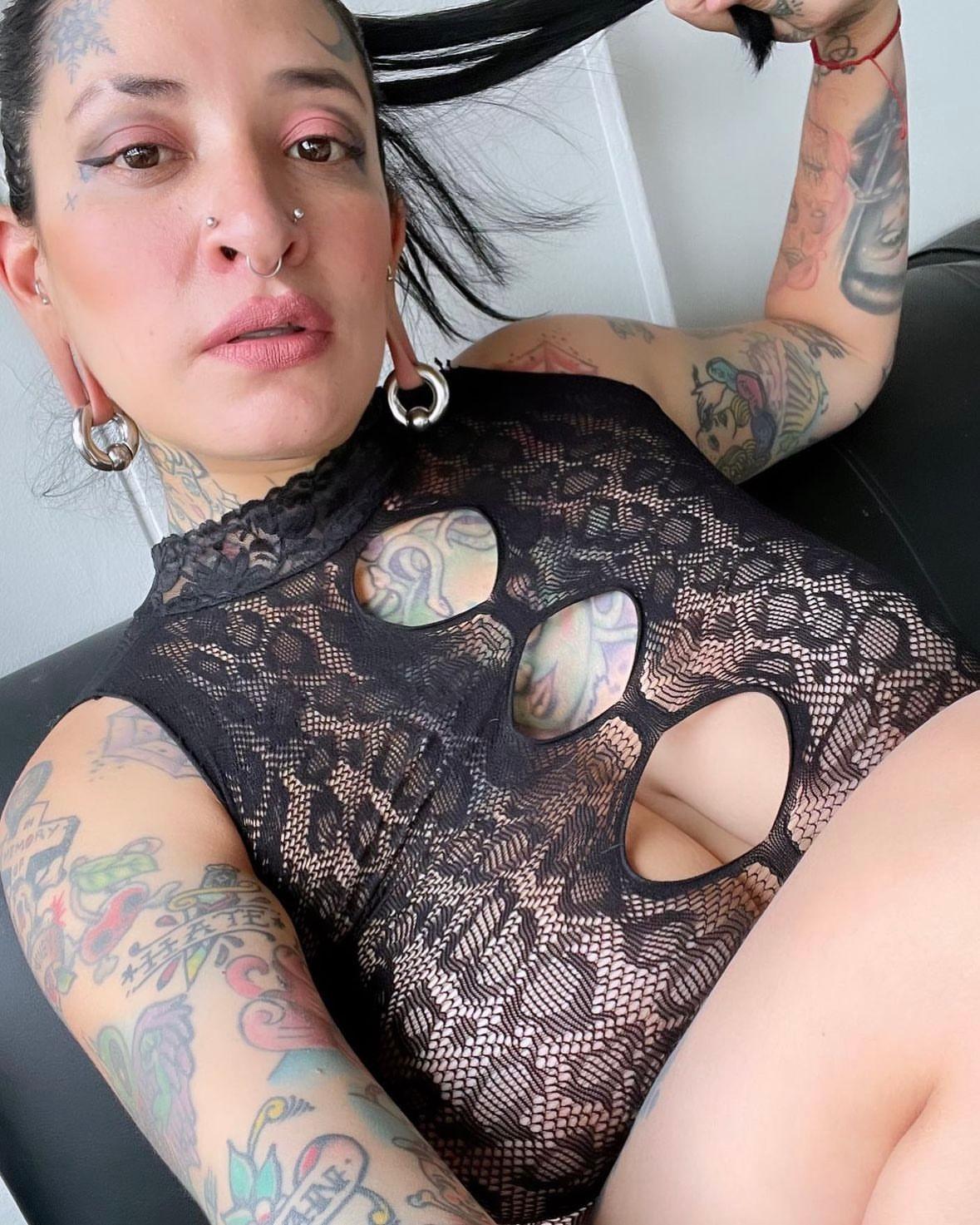 Rolandia_666 live from Colombia