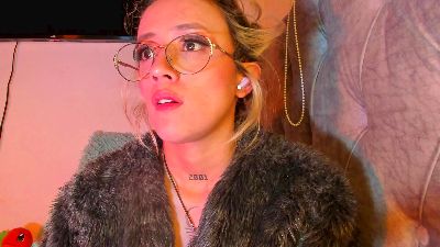 Sabrina_Cole live from Colombia