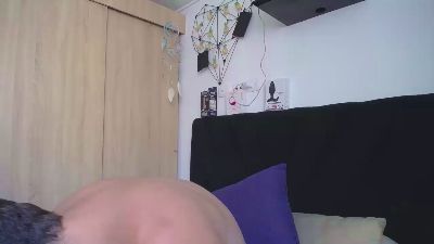Santiago_xhot live from Colombia