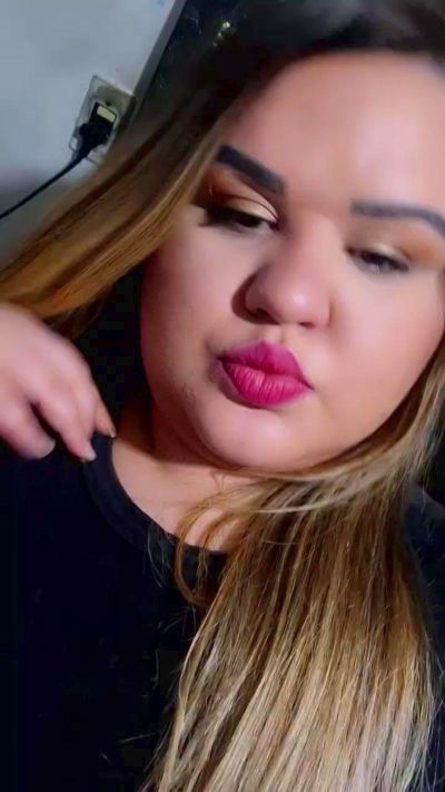 SexyGirl22t live from Brazil