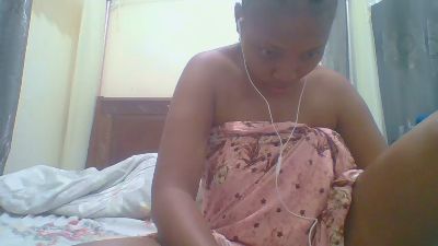 Sexyy_candyy live from Kenya