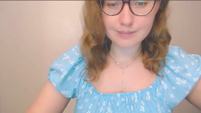 SofiaKaily live from United States